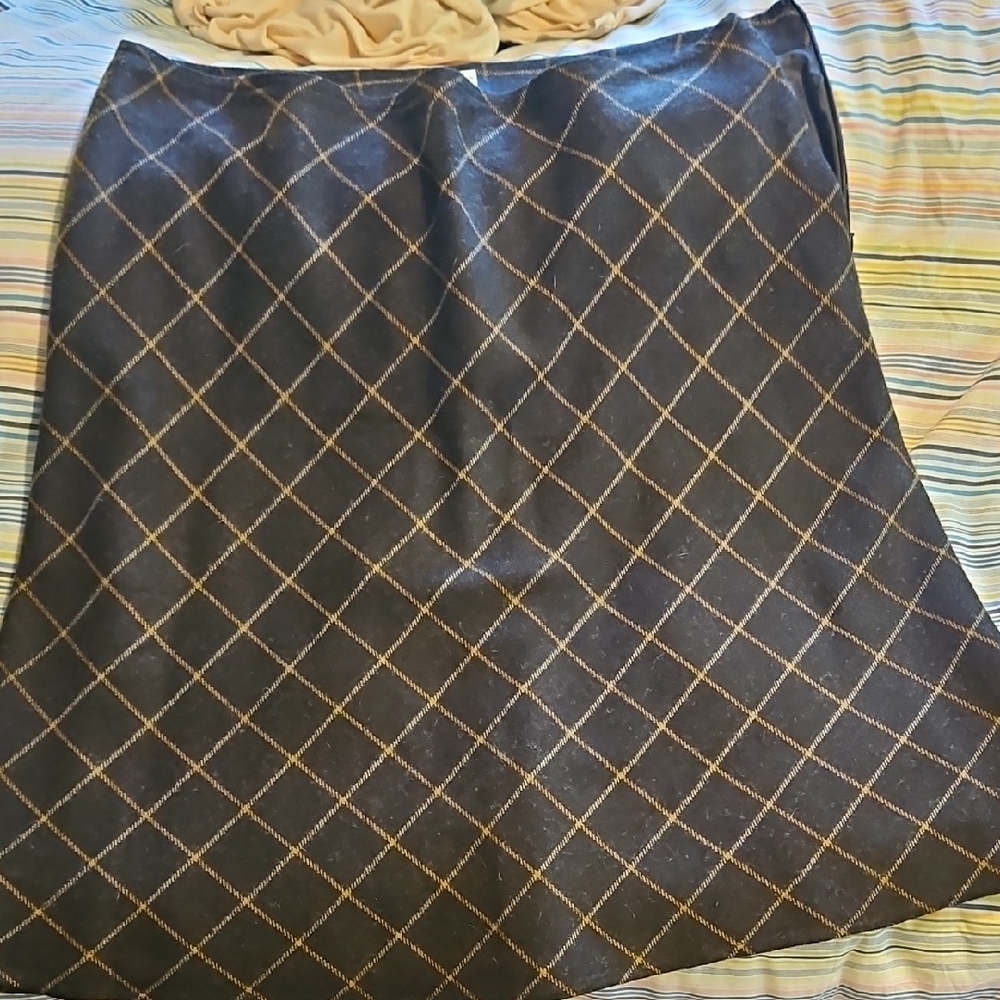 Lands' End Black and Gold Midi A-Line Skirt